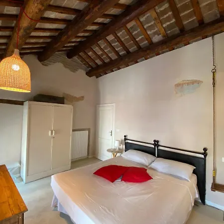 Appartamento Incastrum - La Soffitta In Centro