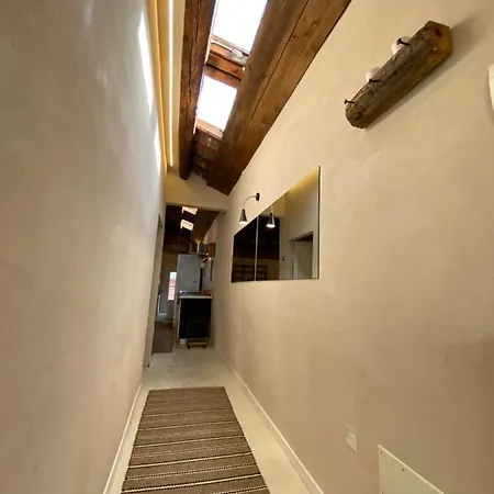 Incastrum - La Soffitta In Centro