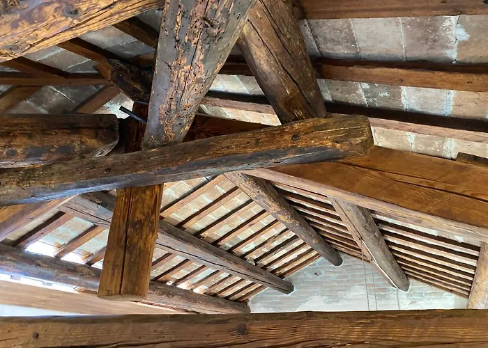 Apartament Incastrum - La Soffitta In Centro *